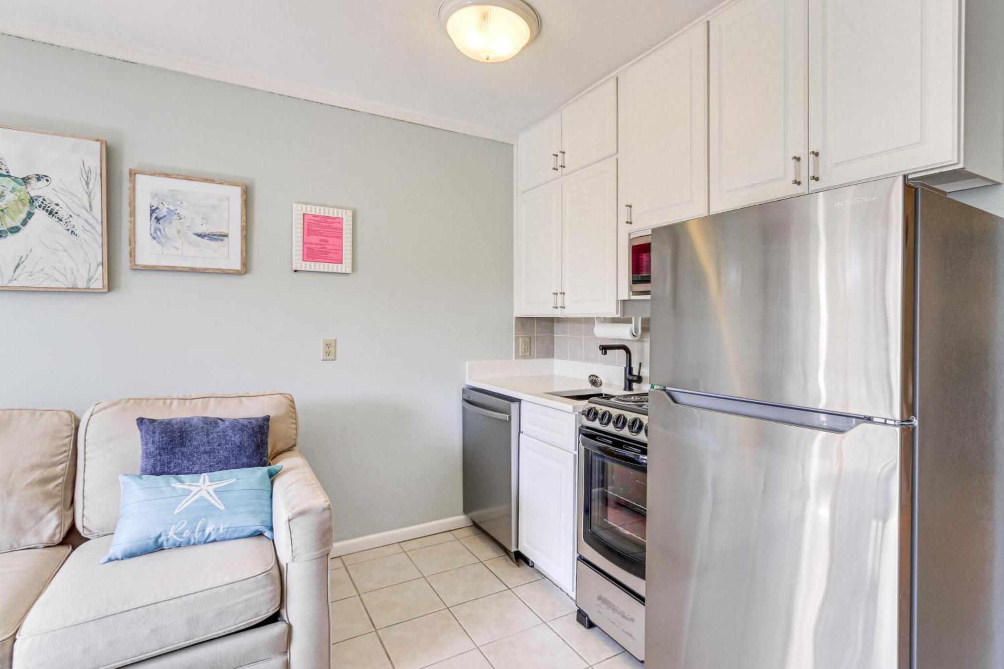 Coastal Condo With Pool And Direct Beach Access! Hilton Head Island Exterior photo